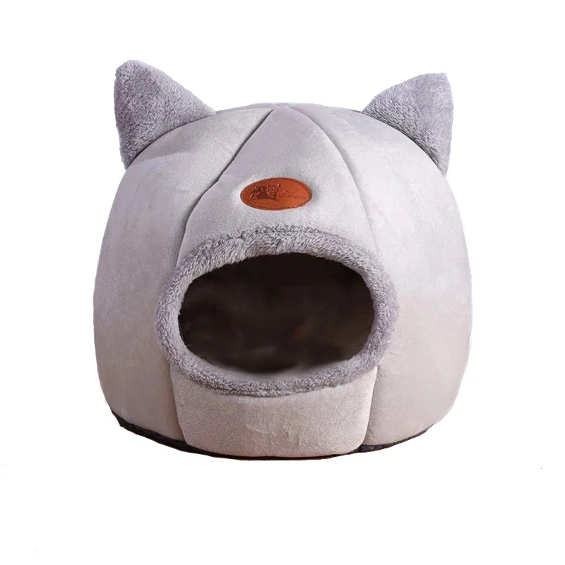 The Cozy Winter Cat Bed