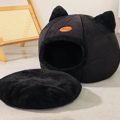 The Cozy Winter Cat Bed